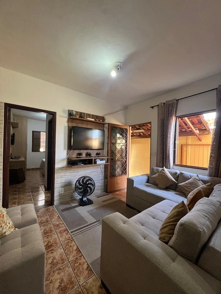 Casa com suíte no Jd Ribeiro de 280 mil por 260 mil: 1ª foto da galeria de imagens do imóvel