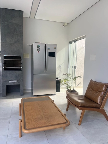 Casa com piscina por 790 mil: 10ª foto da galeria de imagens do imóvel