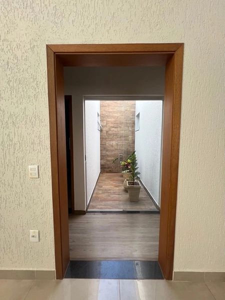 Casa com piscina por 790 mil: 19ª foto da galeria de imagens do imóvel