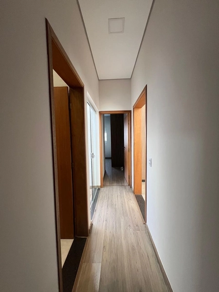 Casa com piscina por 790 mil: 21ª foto da galeria de imagens do imóvel