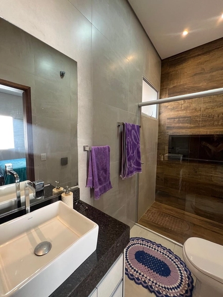 Casa com piscina por 790 mil: 23ª foto da galeria de imagens do imóvel