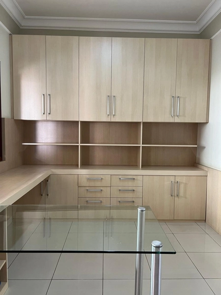 Casa na região central com 880 m² de terreno: 25ª foto da galeria de imagens do imóvel