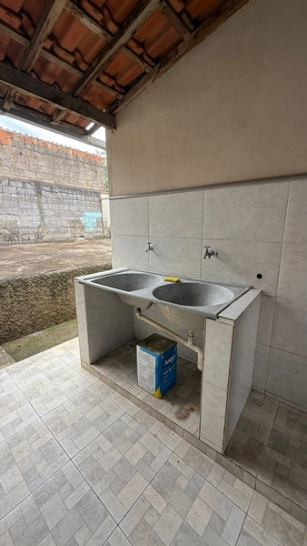 Casa de terreno inteiro por 290 mil: 15ª foto da galeria de imagens do imóvel
