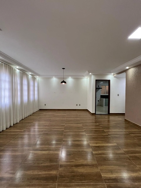 Casa plana pertinho do Colégio Adventista: 1ª foto da galeria de imagens do imóvel