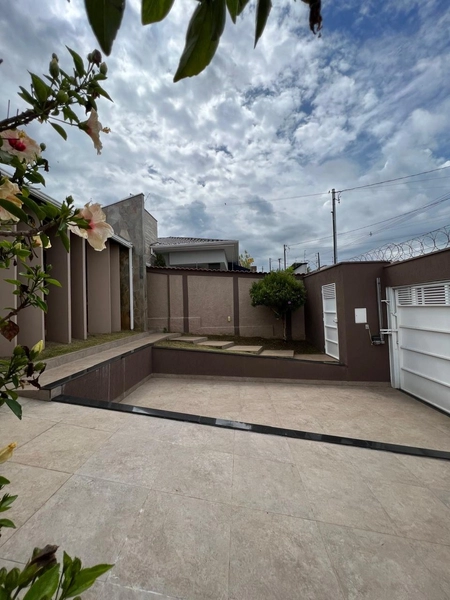 Casa plana pertinho do Colégio Adventista: 4ª foto da galeria de imagens do imóvel