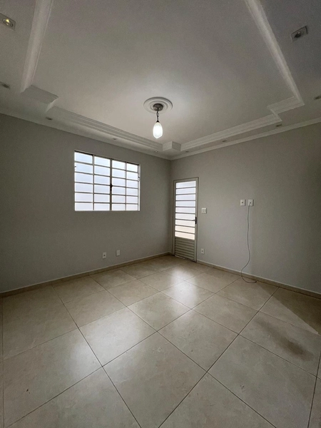 Casa com Área Gourmet e piscina aquecida por 440 mil: 3ª foto da galeria de imagens do imóvel