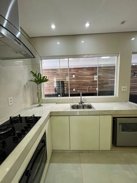 Casa no Cidade Nova por 425 mil: 1ª foto da galeria de imagens do imóvel