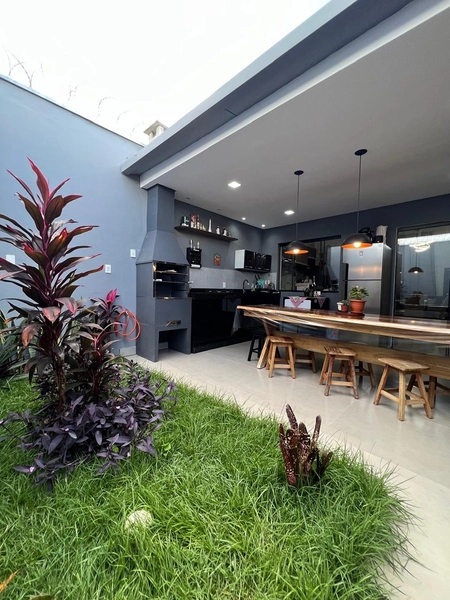 Casa Nova com ambientes integrados: 28ª foto da galeria de imagens do imóvel