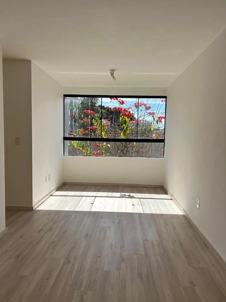 Apartamento por 175 mil com piscina: 2ª foto da galeria de imagens do imóvel