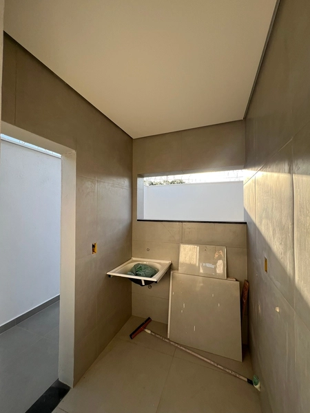 Casa com 3 dormitórios sendo um suíte por 450 mil: 17ª foto da galeria de imagens do imóvel