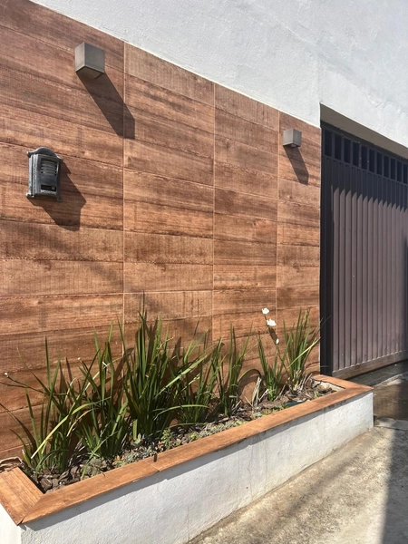 Casa com 2 suítes por 250 mil: 2ª foto da galeria de imagens do imóvel