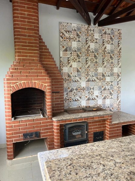 Casa alta com 4 dormitórios e UMA BELA VISTA: 21ª foto da galeria de imagens do imóvel