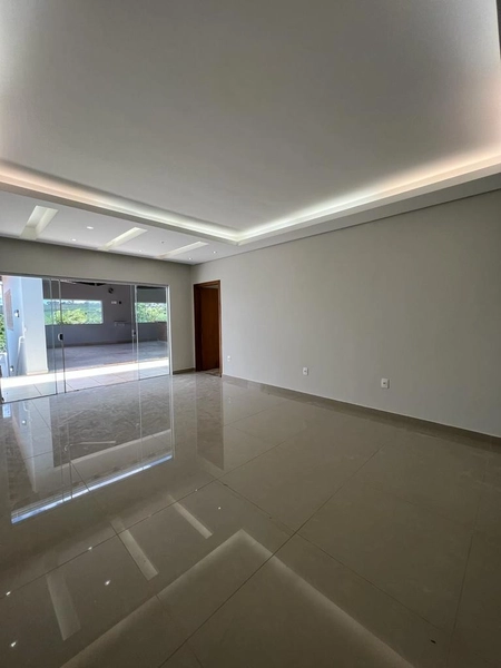 Casa alta com 4 dormitórios e UMA BELA VISTA: 4ª foto da galeria de imagens do imóvel