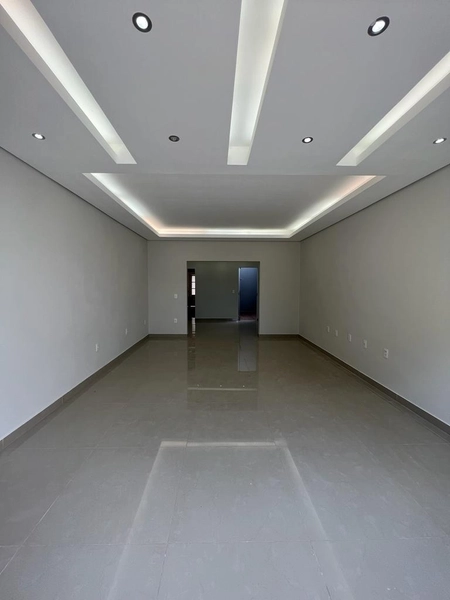 Casa alta com 4 dormitórios e UMA BELA VISTA: 2ª foto da galeria de imagens do imóvel