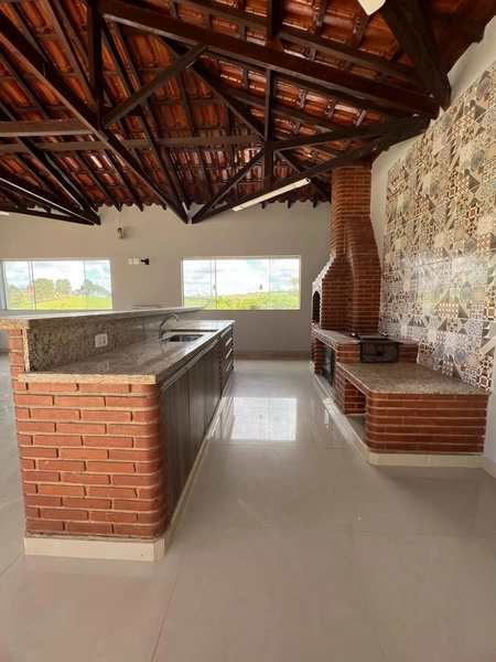 Casa alta com 4 dormitórios e UMA BELA VISTA: 19ª foto da galeria de imagens do imóvel