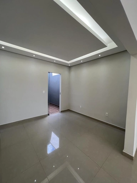Casa alta com 4 dormitórios e UMA BELA VISTA: 5ª foto da galeria de imagens do imóvel