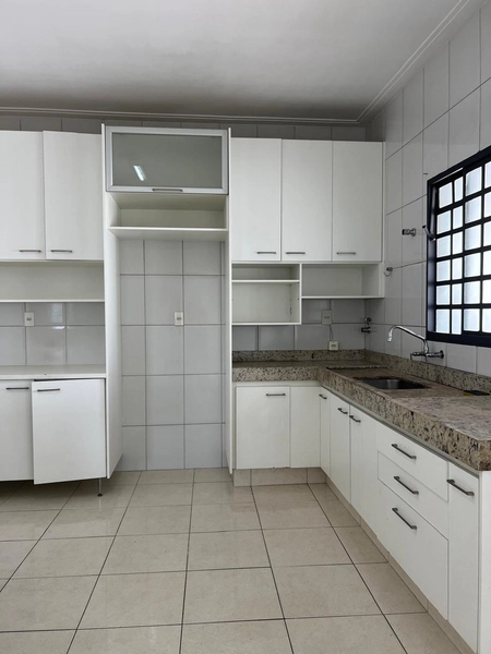 Casa de esquina próxima ao Shopping: 18ª foto da galeria de imagens do imóvel