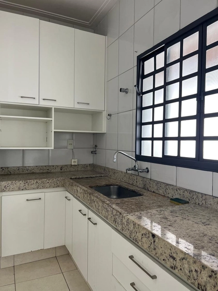 Casa de esquina próxima ao Shopping: 22ª foto da galeria de imagens do imóvel