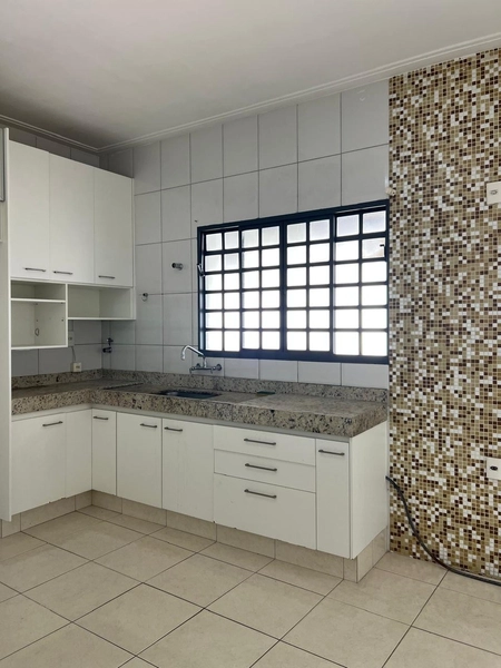Casa de esquina próxima ao Shopping: 19ª foto da galeria de imagens do imóvel