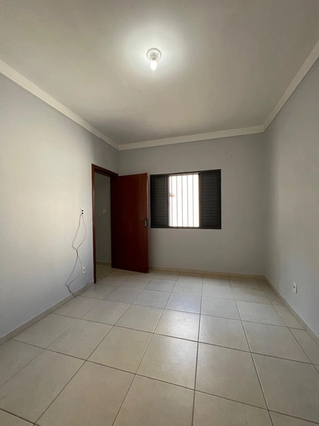 Casa de esquina próxima ao Shopping: 14ª foto da galeria de imagens do imóvel