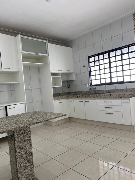 Casa de esquina próxima ao Shopping: 21ª foto da galeria de imagens do imóvel