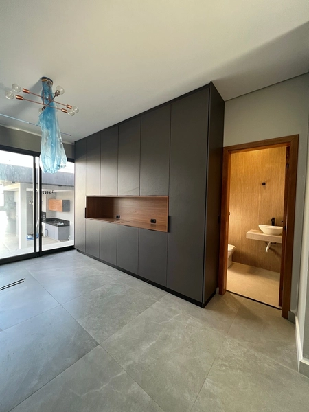 Casa com 4 dormitórios sendo 2 suítes e Piscina: 9ª foto da galeria de imagens do imóvel