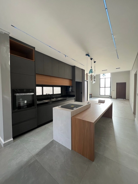 Casa com 4 dormitórios sendo 2 suítes e Piscina: 7ª foto da galeria de imagens do imóvel