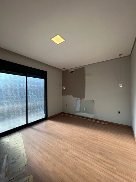 Casa com 4 dormitórios sendo 2 suítes e Piscina: 14ª foto da galeria de imagens do imóvel