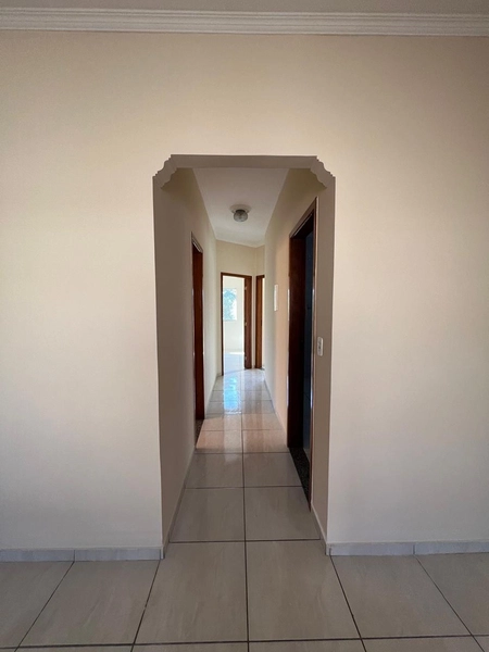 Casa terreno inteiro por 295 mil: 7ª foto da galeria de imagens do imóvel