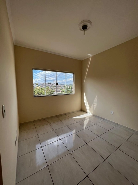 Casa terreno inteiro por 295 mil: 11ª foto da galeria de imagens do imóvel