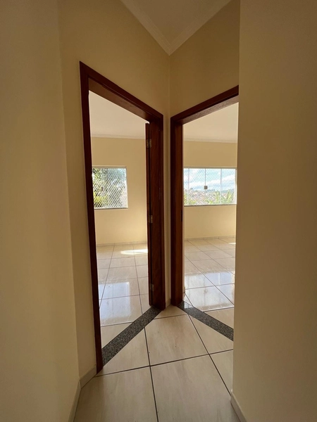 Casa terreno inteiro por 295 mil: 10ª foto da galeria de imagens do imóvel