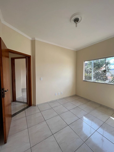Casa terreno inteiro por 295 mil: 12ª foto da galeria de imagens do imóvel