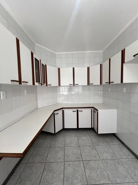 Apto no centro de 790 mil por 690 mil: 30ª foto da galeria de imagens do imóvel