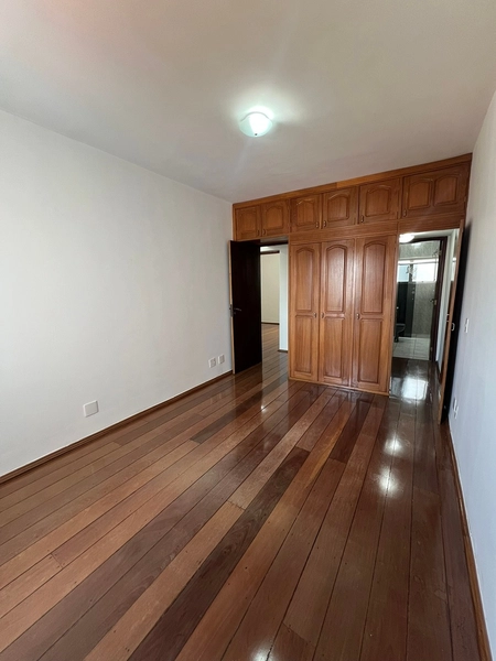 Apto no centro de 790 mil por 690 mil: 23ª foto da galeria de imagens do imóvel