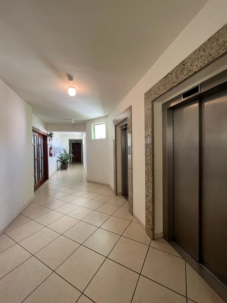 Apartamento com piscina no centro (em cima da Loja Cem): 2ª foto da galeria de imagens do imóvel