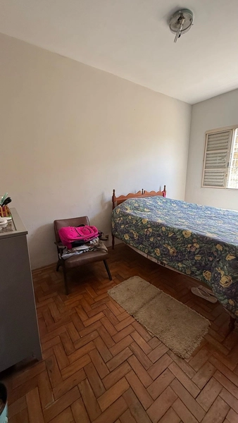 Casa com 2 moradias por 400 mil: 12ª foto da galeria de imagens do imóvel