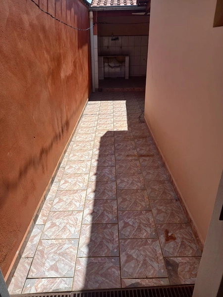 Casa próxima a saída pra Três Pontas: 8ª foto da galeria de imagens do imóvel