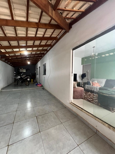 Casa com piscina por 380 mil: 5ª foto da galeria de imagens do imóvel
