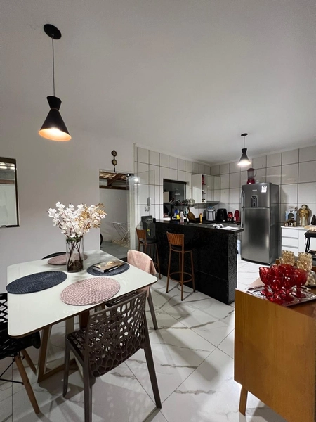Casa com piscina por 380 mil: 18ª foto da galeria de imagens do imóvel