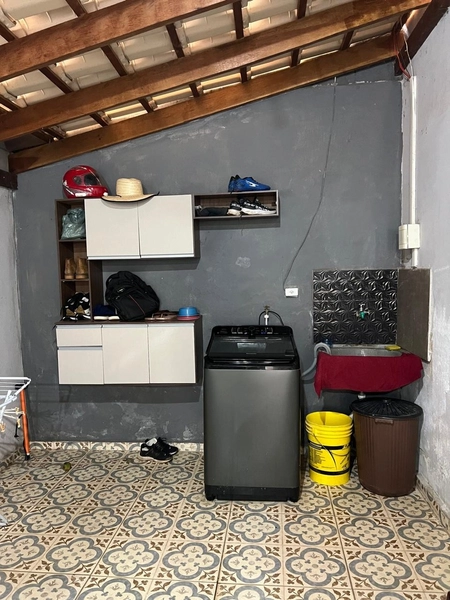 Casa com piscina por 380 mil: 26ª foto da galeria de imagens do imóvel