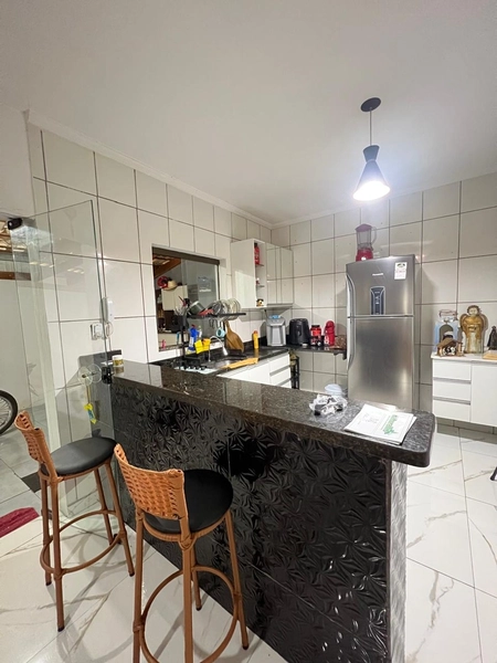 Casa com piscina por 380 mil: 22ª foto da galeria de imagens do imóvel