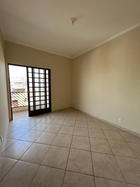 Casa no Jardim Zinoca: 8ª foto da galeria de imagens do imóvel