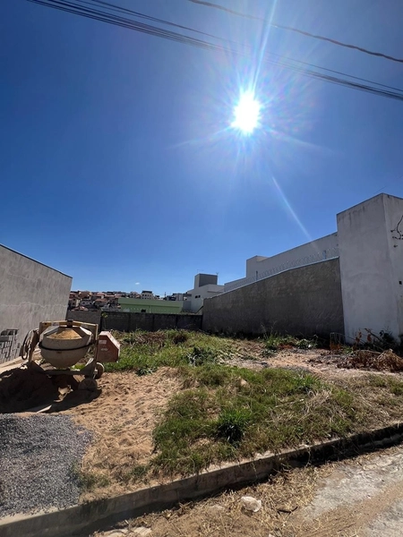 Terreno plano no Portinari: 3ª foto da galeria de imagens do imóvel