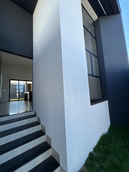 Casa nova no Treviso: 5ª foto da galeria de imagens do imóvel