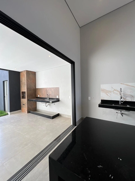 Casa nova no Treviso: 10ª foto da galeria de imagens do imóvel