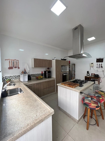 Casa plana com jacuzzi pro 780 mil: 44ª foto da galeria de imagens do imóvel