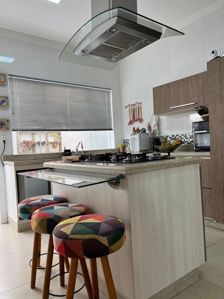 Casa plana com jacuzzi pro 780 mil: 51ª foto da galeria de imagens do imóvel