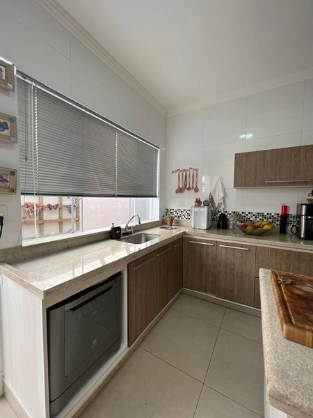 Casa plana com jacuzzi pro 780 mil: 42ª foto da galeria de imagens do imóvel