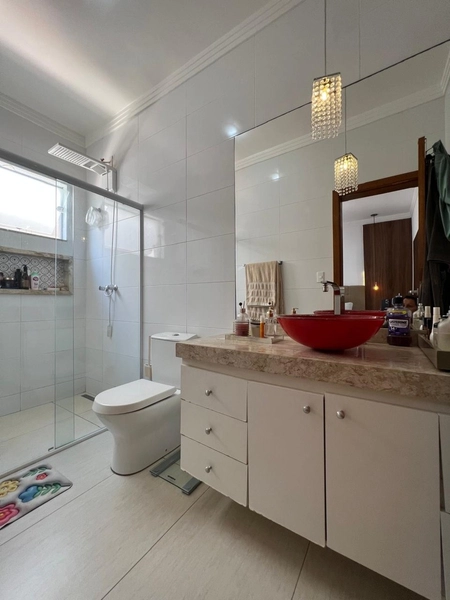 Casa plana com jacuzzi pro 780 mil: 35ª foto da galeria de imagens do imóvel