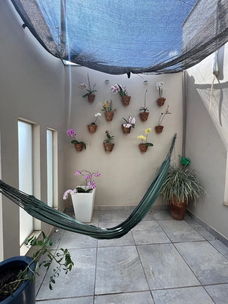 Casa plana com jacuzzi pro 780 mil: 3ª foto da galeria de imagens do imóvel